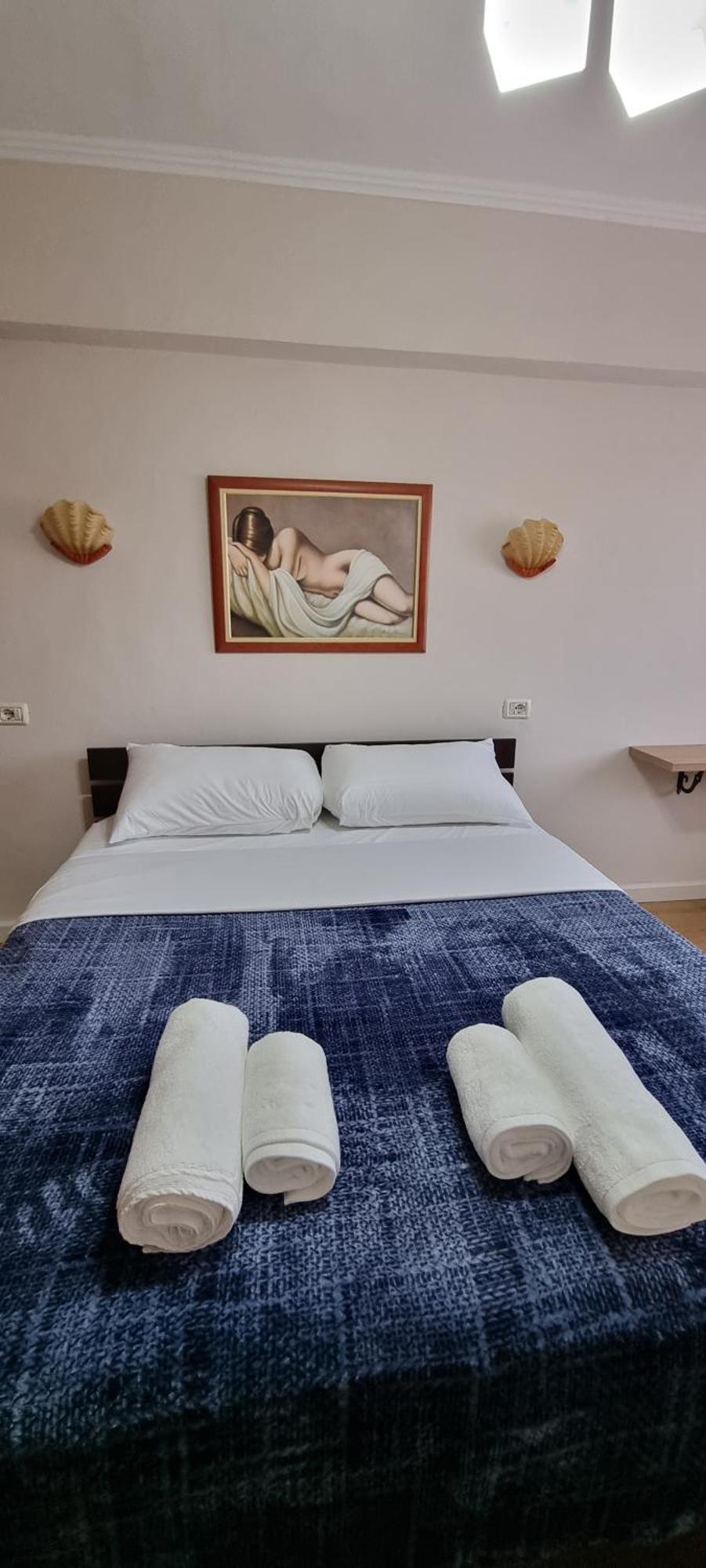 Liam'S Apartment Durres Ngoại thất bức ảnh